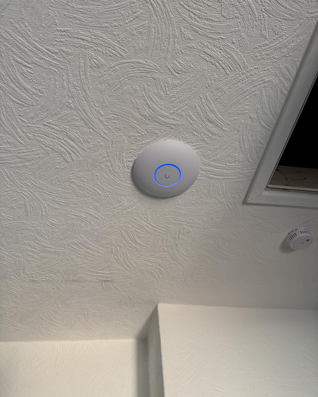 Unifi WiFi Access Point